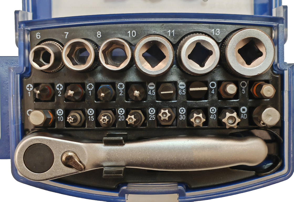 Steckschlüssel- und Bitsatz, 1/4-Zoll-Antrieb, 25-teilig, S2/CR-V-Stahl,  mit drehbarem Gürtelclip.